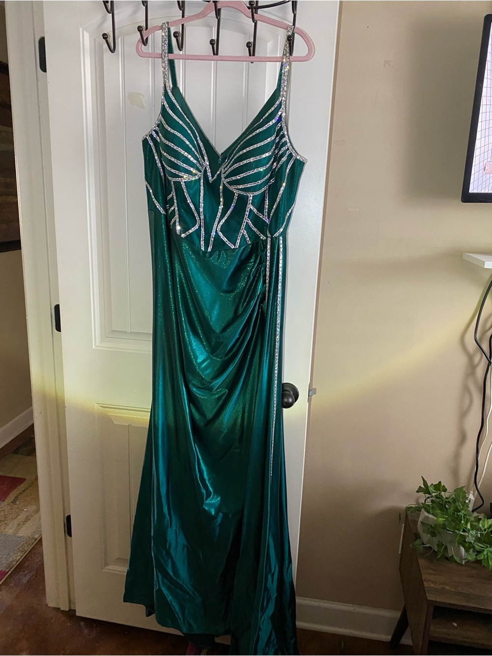 Sleeveless Emerald Green Evening Maxi Dress with Silver Accents